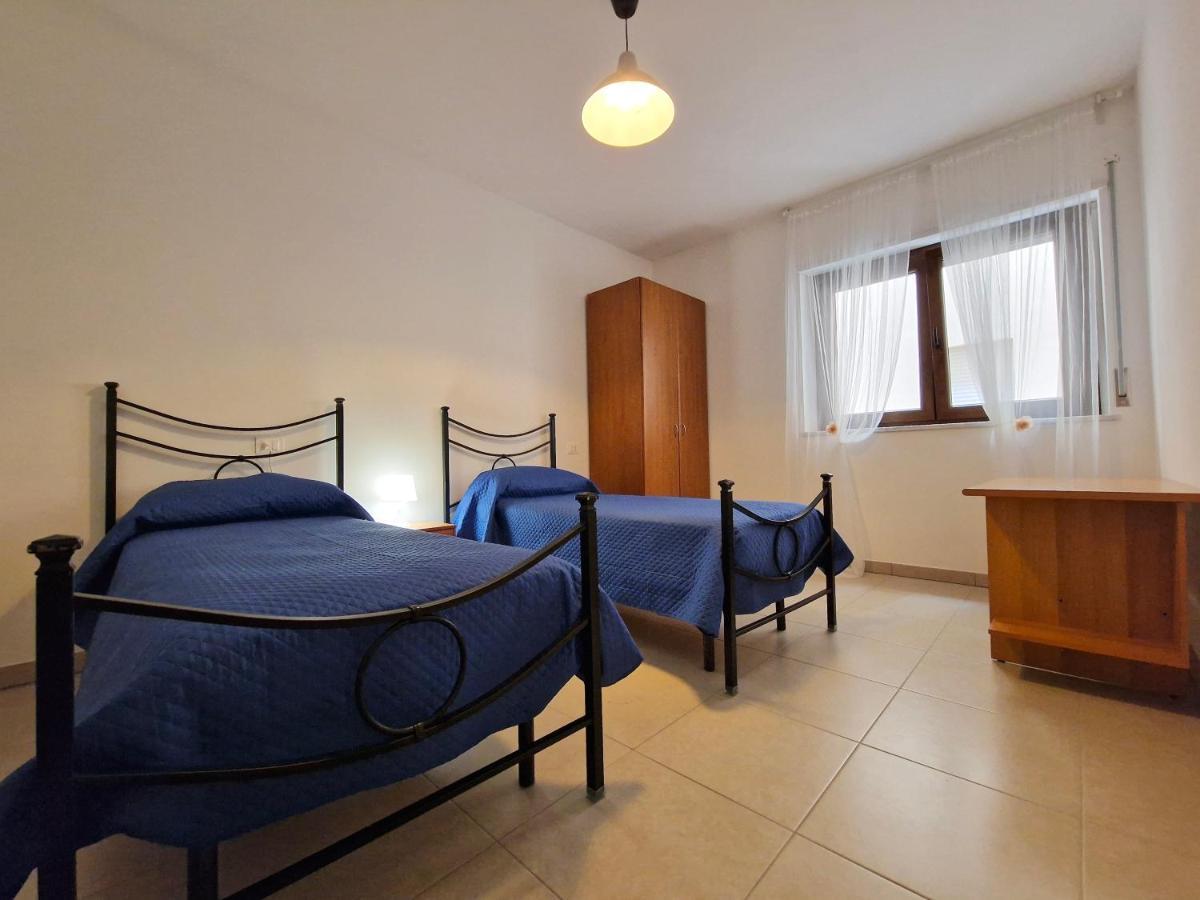 La Chiostrina By Tramonti Apartments L'Aquila Bagian luar foto