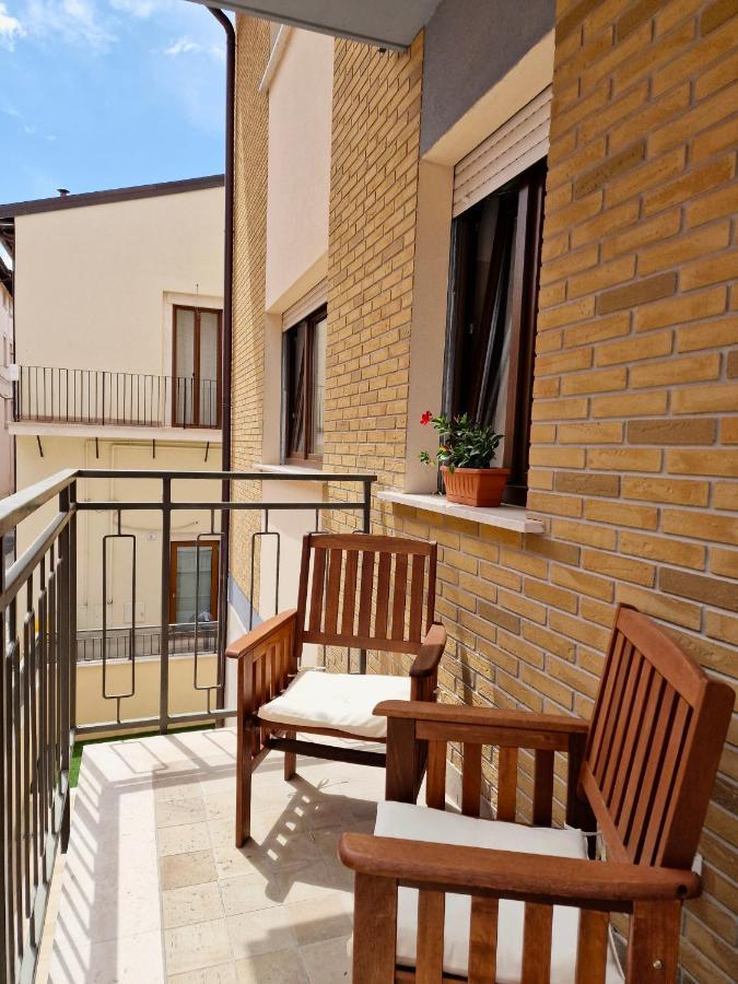 La Chiostrina By Tramonti Apartments L'Aquila Bagian luar foto